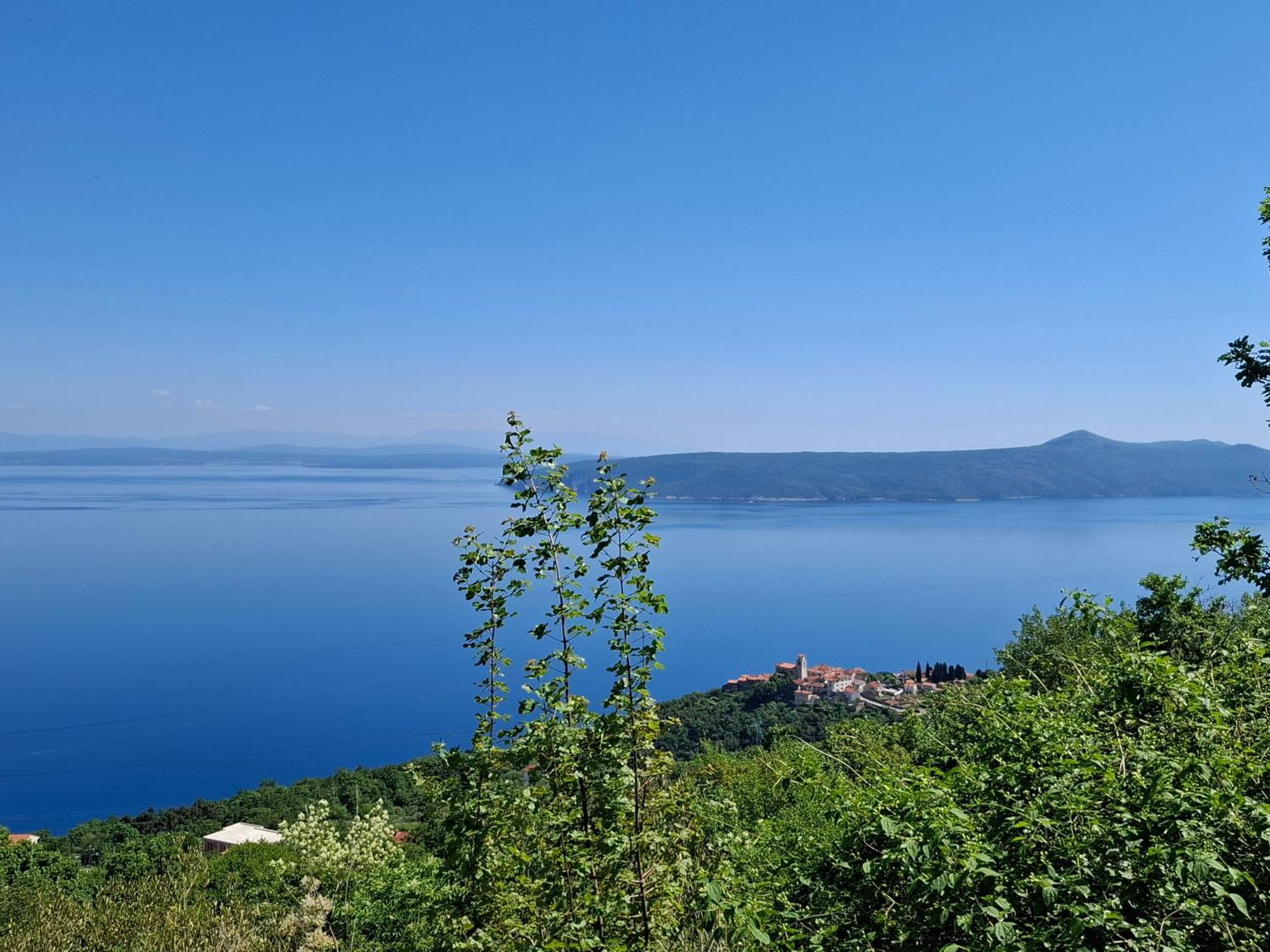 Apartments Blue & Green Moscenicka Draga Bagian luar foto